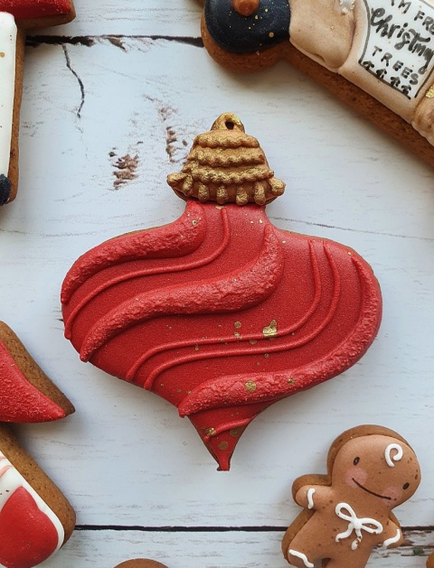 Pierniczek świąteczna bombka czerwona aksamit