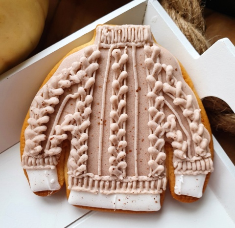 Ciastko sweterek warkocze Ciastko sweterek warkocze