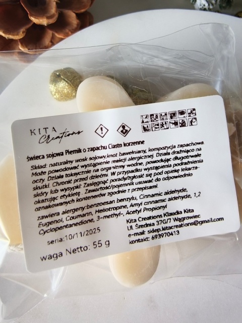 Świeczka zapachowa Pierniczkowa piernikowy ludek