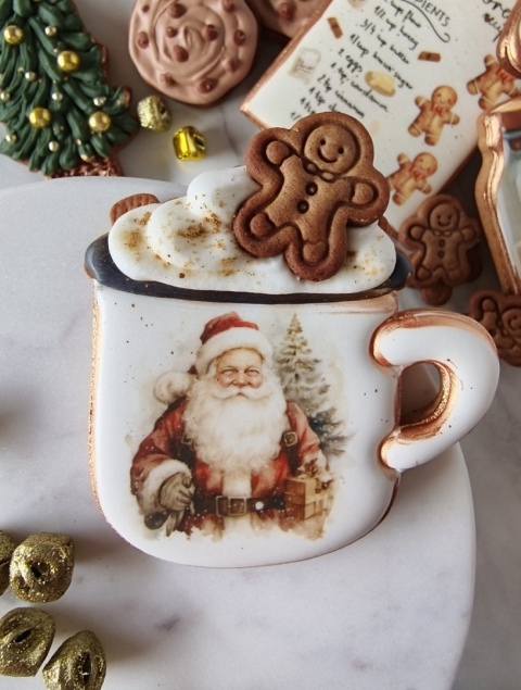 Pierniczek lukrowany kubek ze świątecznym kakao Mikołaj Pierniczek lukrowany kubek ze świątecznym kakao Mikołaj