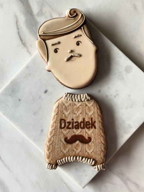 Pierniczek lukrowany zestaw Dziadek z wąsem w sweterku imię
