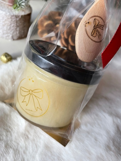 Mam Miodek z podlaskiej pasieki rzepak z drewnianą łyżeczką