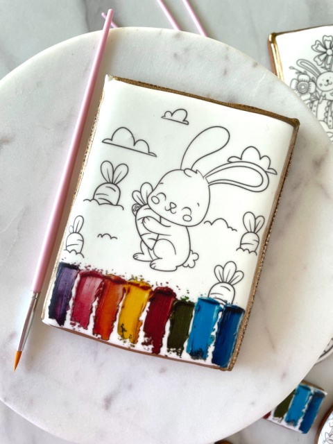 Ciastko lukrowane wielkanocna kolorowanka marchewkowe pole