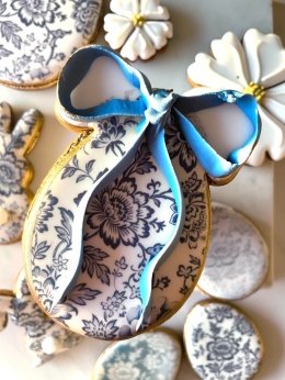 Ciastko lukrowane kolekcja chabrowa pisanka wielkanocna jajo do koszyczka kokarda S