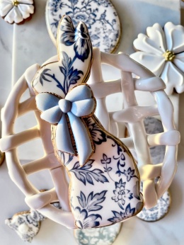 Ciastko lukrowane kolekcja chabrowa zając z kokardą 3D do koszyczka