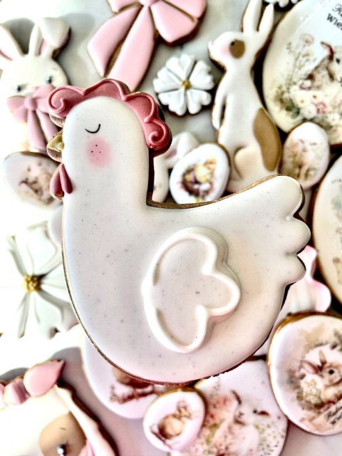 Ciastko lukrowane waniliowa kura kurka wielkanocna