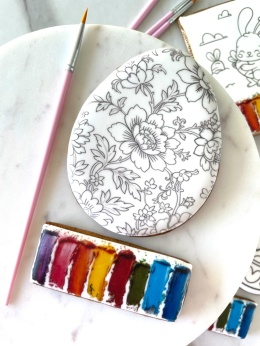 Ciastko lukrowane wielkanocna kolorowanka zestaw kwiatowa pisanka i paletka