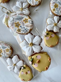 Ciastko lukrowane zestaw pisanka kurczak kwiatek do koszyczka prezent na zajączka