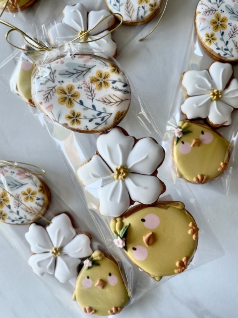 Ciastko lukrowane zestaw pisanka kurczak kwiatek do koszyczka prezent na zajączka