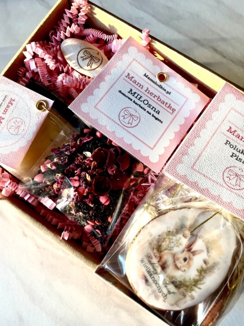 Zestaw prezentowy polukrowane pisanki zajączki miodek łyżeczka z logoi herbatka