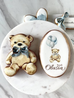 Ciastko lukrowane zestaw w pudełku miś niebieski plakietka chłopiec chrzest roczek podziekowanie dla gości personalizacja